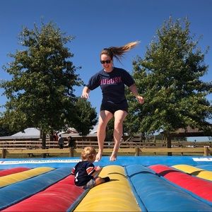 Meet your Posher, Caytlin